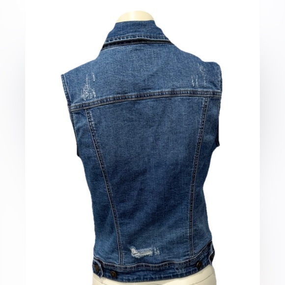 Enjean Premium Denim Vest Distressed Women’s Medium Jean Sleeveless RN149017 EUC - Picture 2 of 8